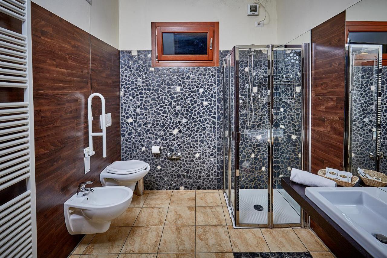 Al Cason Hotel Solesino Luaran gambar